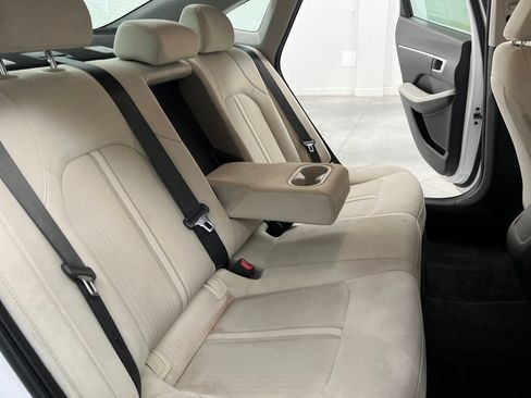 Used 2025 Hyundai Sonata SEL FWD image 20