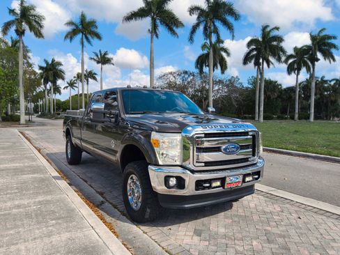 Used 2015 Ford F250 XLT w/ XLT Premium Package image 1