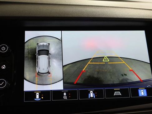 Used 2023 Buick Envision Avenir image 38