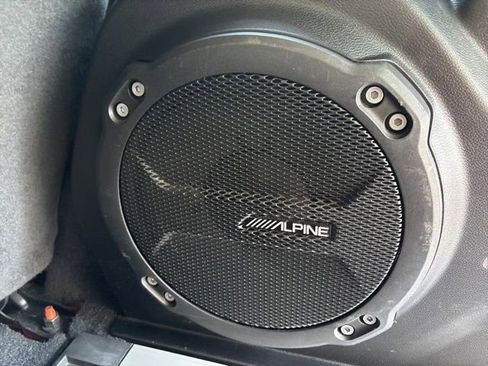 Used 2019 Jeep Wrangler Unlimited Sahara w/ Uconnect 4C Nav & Sound Group AWD/4WD image 40