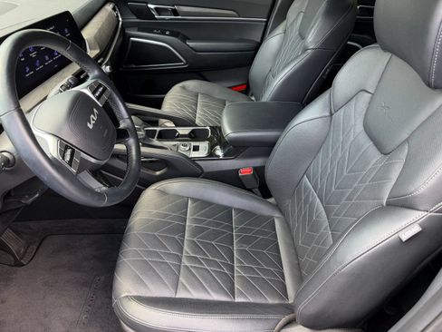 Used 2025 Kia Telluride EX X-Line AWD/4WD image 5