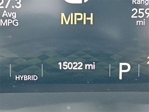 Used 2024 Jeep Wrangler Unlimited image 12