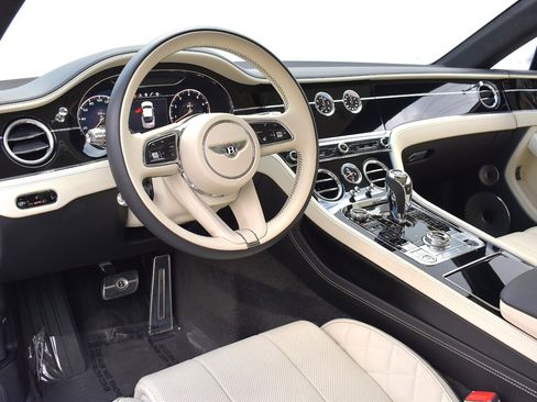 Used 2021 Bentley Continental GT AWD/4WD image 3