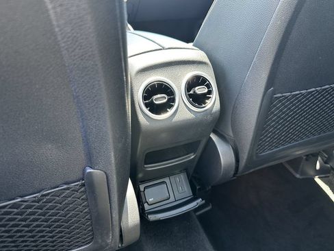 Certified 2021 Mercedes-Benz GLB 250 image 26