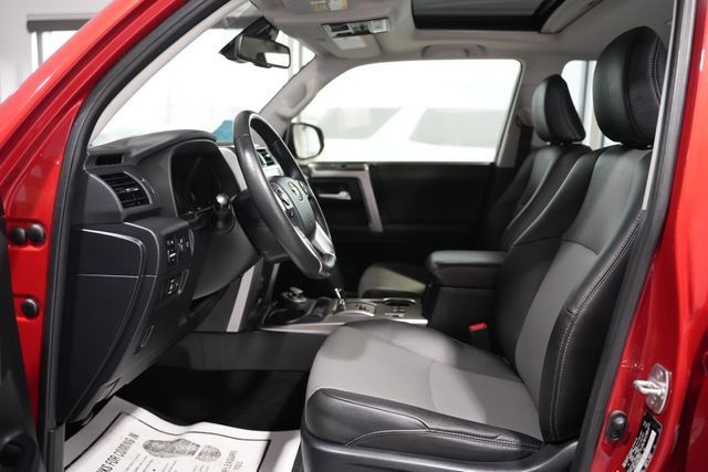 Used 2024 Toyota 4Runner SR5 Premium w/ Moonroof Package AWD/4WD image 14