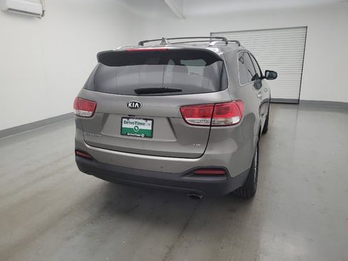Used 2017 Kia Sorento AWD w/ LX V6 Convenience Package image 7