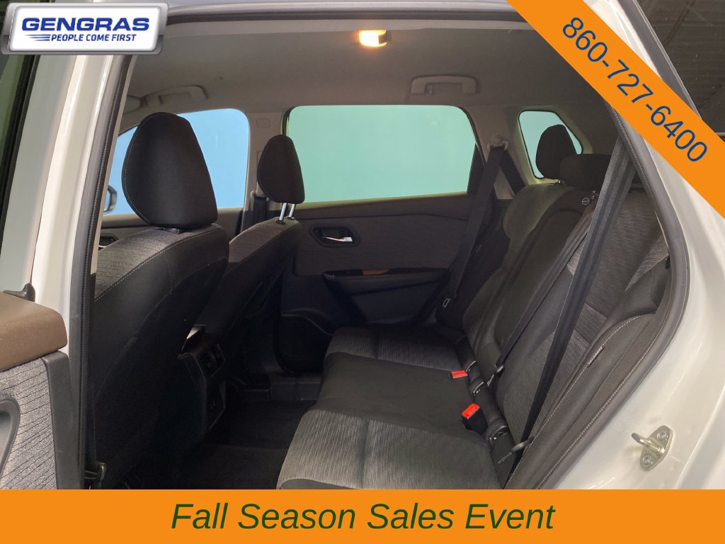 Used 2023 Nissan Rogue SV AWD/4WD image 24