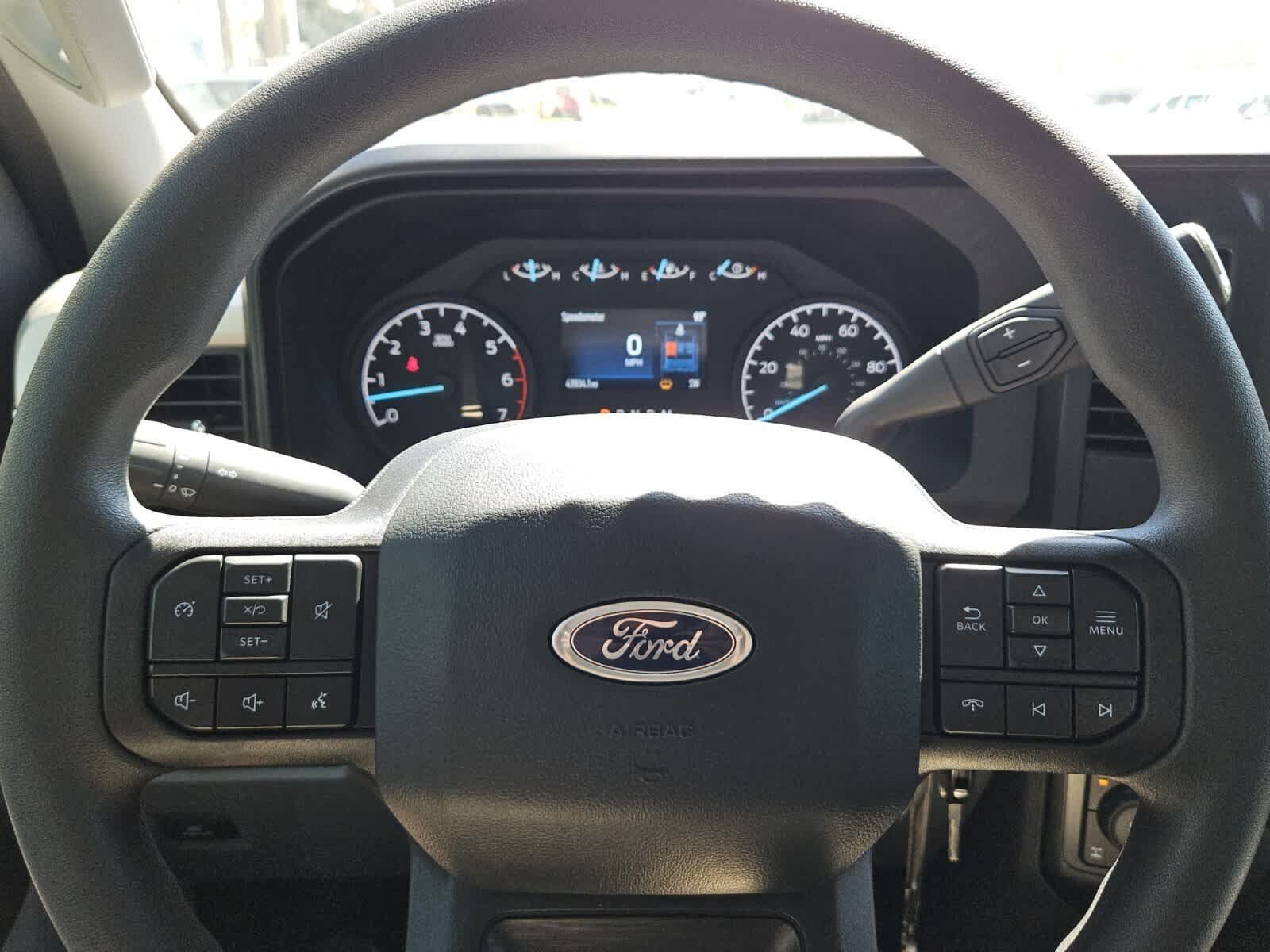 Used 2024 Ford F250 XL w/ 360-Degree Camera Package AWD/4WD image 11
