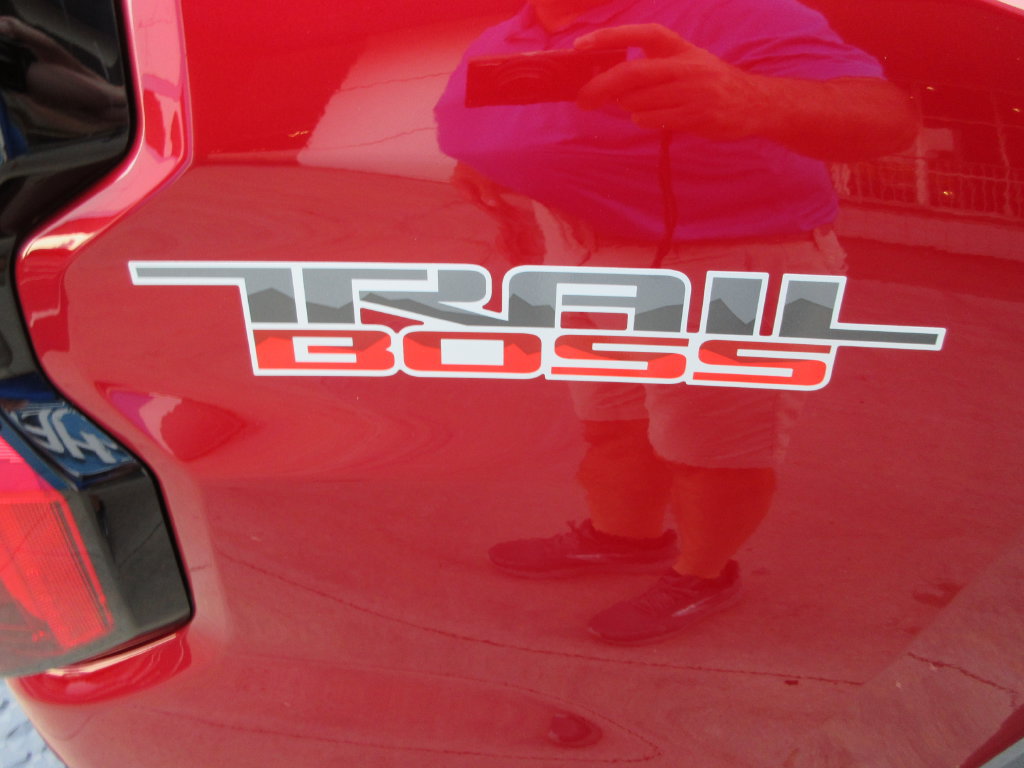 New 2026 Chevrolet Colorado Trail Boss AWD/4WD image 10