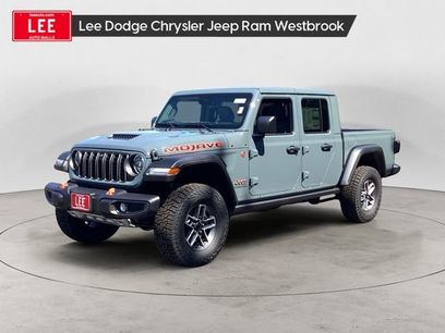New 2025 Jeep Gladiator Mojave