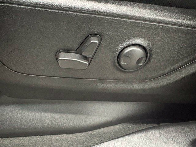 Used 2023 RAM 1500 Big Horn AWD/4WD image 17