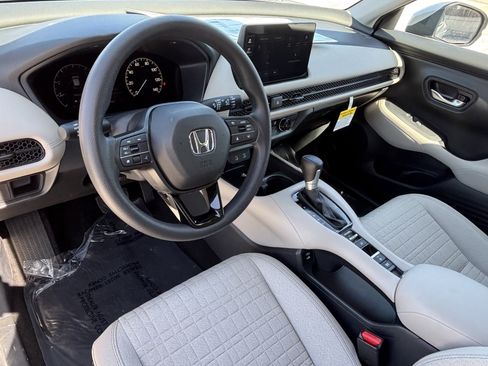New 2027 Honda HR-V LX image 13