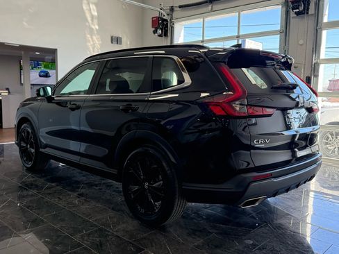 Used 2023 Honda CR-V Sport Touring image 4