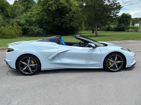 Used 2022 Chevrolet Corvette Stingray Premium Conv w/ 3LT RWD image 7