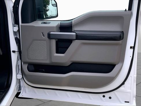 Used 2018 Ford F150 XLT RWD image 23