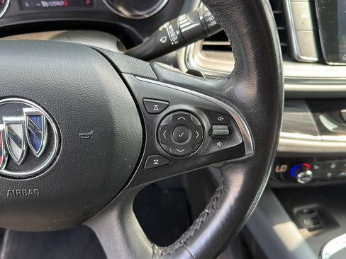 Used 2021 Buick Enclave Essence AWD/4WD image 14