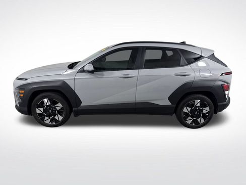 Certified 2024 Hyundai Kona SEL w/ Convenience Package FWD image 8
