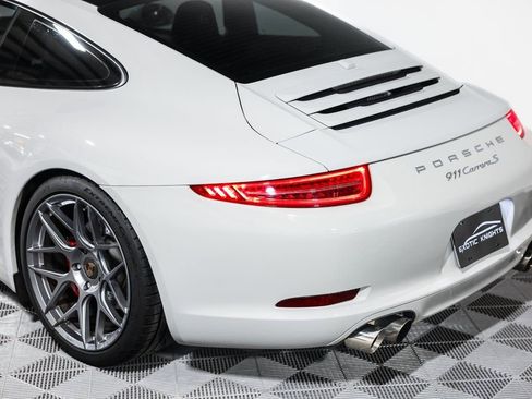 Used 2014 Porsche 911 Carrera S image 16