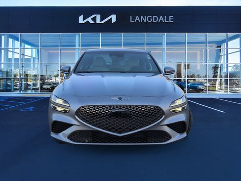 Used 2025 Genesis G70 2.5T image 12