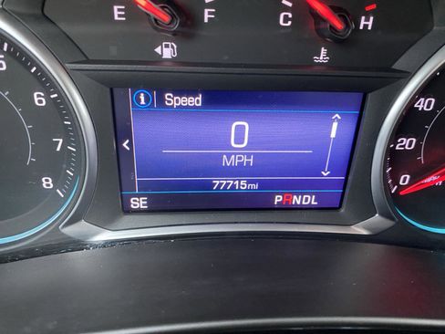 Used 2020 Chevrolet Equinox LT image 27