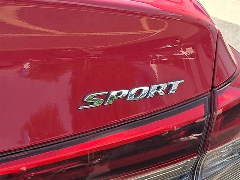 Used 2022 Honda Civic Sport image 31