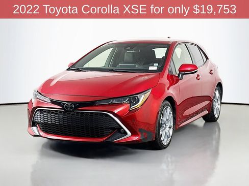 Used 2022 Toyota Corolla XSE image 3