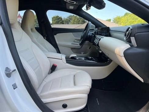 Used 2020 Mercedes-Benz CLA 250 image 24