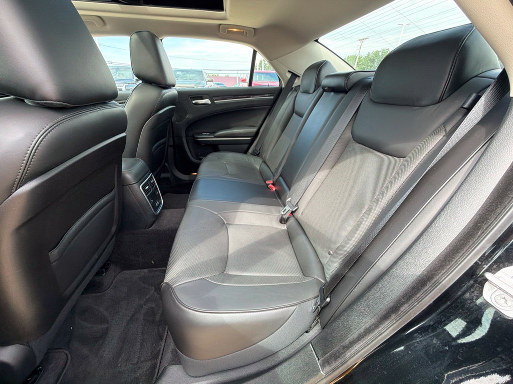 Used 2018 Chrysler 300 Limited w/ Safetytec Plus Group AWD/4WD image 26
