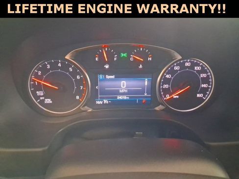 Used 2023 GMC Acadia SLE w/ Driver Convenience Package image 3