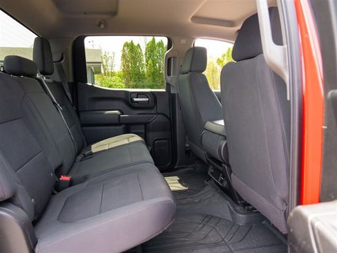 Used 2021 Chevrolet Silverado 1500 Custom Trail Boss AWD/4WD image 21