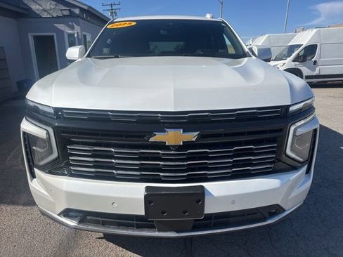 Used 2025 Chevrolet Tahoe High Country AWD/4WD image 2