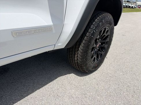 New 2026 GMC Canyon Elevation w/ Convenience Package RWD image 37