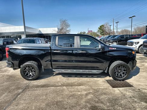 Used 2020 Chevrolet Silverado 1500 Custom Trail Boss w/ Custom Convenience Package image 10