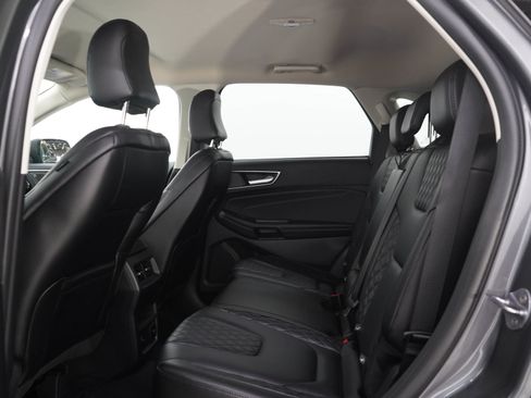 Used 2024 Ford Edge Titanium AWD/4WD image 15