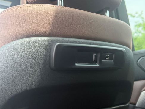 Used 2022 BMW X5 M50i w/ Premium Package AWD/4WD image 43