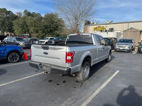 Used 2018 Ford F150 XL w/ Trailer Tow Package image 8