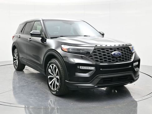 Used 2022 Ford Explorer ST-Line w/ Class IV Trailer Tow Package AWD/4WD image 3