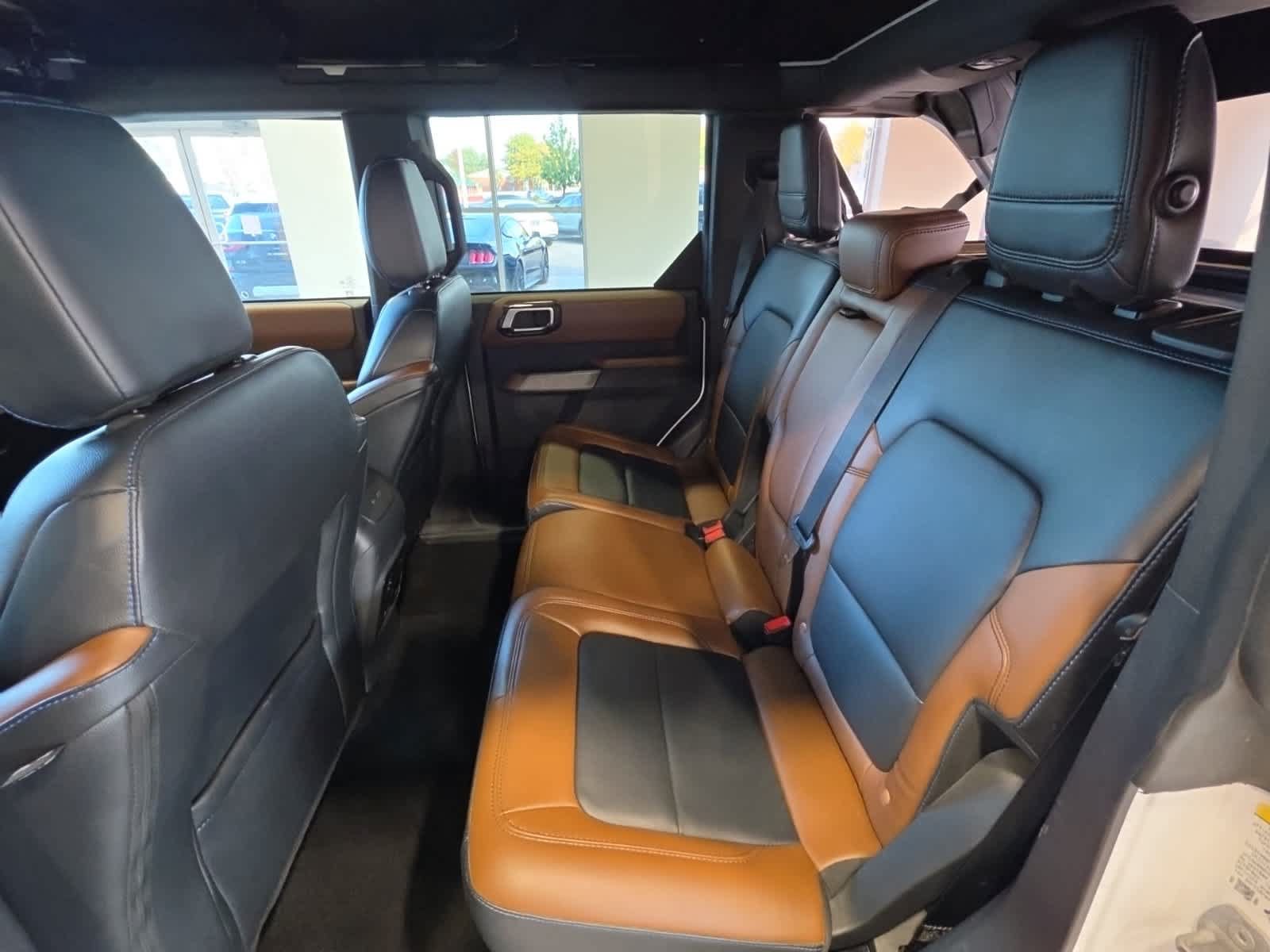 Used 2022 Ford Bronco Outer Banks AWD/4WD image 35