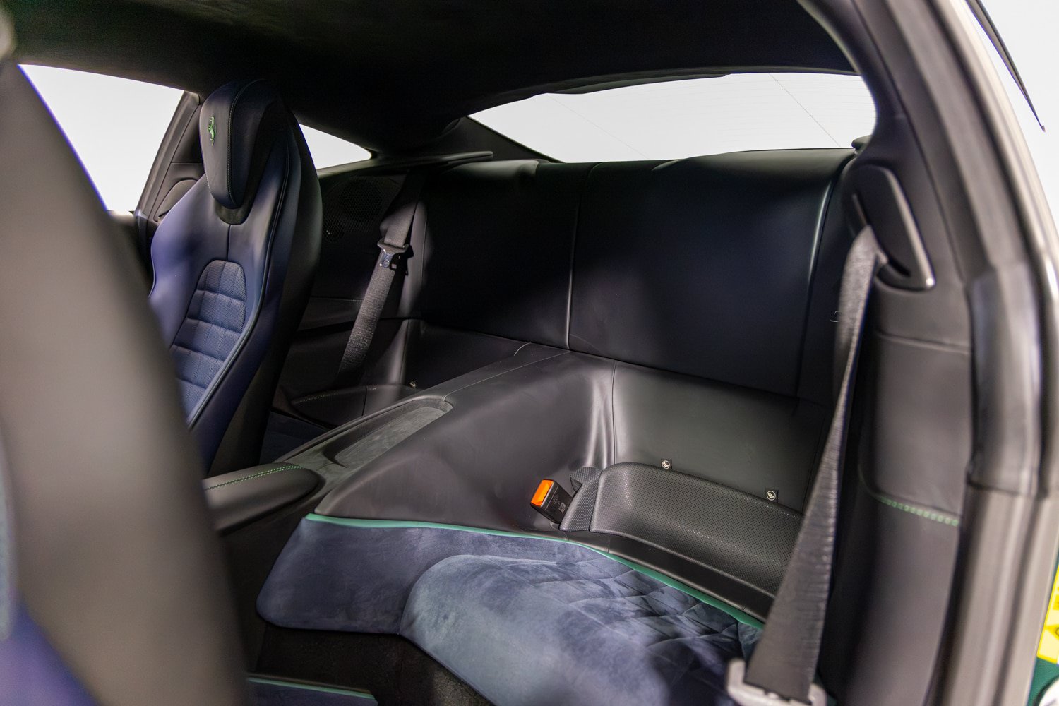 Used 2021 Ferrari Roma RWD image 25