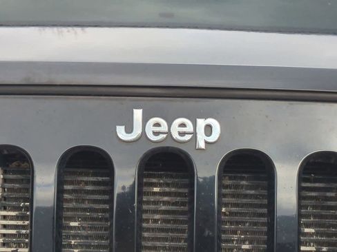 Used 2012 Jeep Wrangler Sport image 12