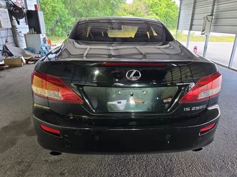Used 2014 Lexus IS 250C w/ Luxury Package RWD image 2