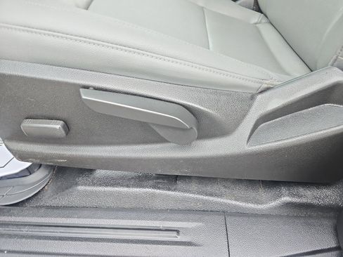 Used 2017 Chevrolet Colorado W/T w/ WT Convenience Package image 17