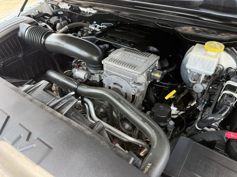 Used 2024 RAM 1500 Limited AWD/4WD image 34