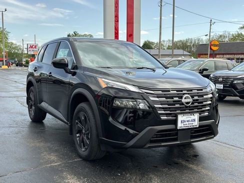 New 2026 Nissan Rogue SV AWD/4WD image 12