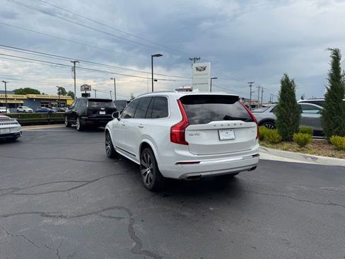 Used 2021 Volvo XC90 T8 Inscription w/ Lounge Package AWD/4WD image 2