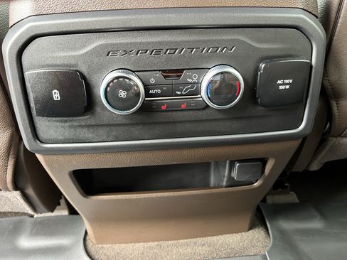 Used 2022 Ford Expedition King Ranch AWD/4WD image 61