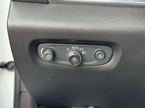Used 2019 Chevrolet Traverse Premier w/ LPO, Blackout Package AWD/4WD image 22