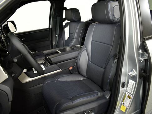 New 2026 Toyota Tundra Platinum AWD/4WD image 12