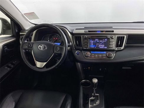 Used 2015 Toyota RAV4 Limited image 14