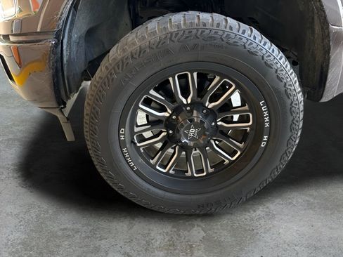 Used 2019 Ford F150 Lariat image 30